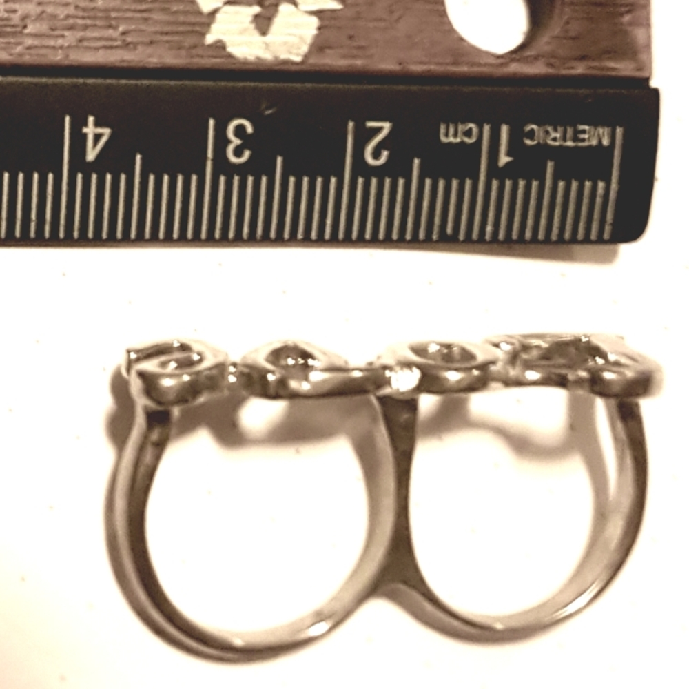 Love Ring - Picture 9 of 16